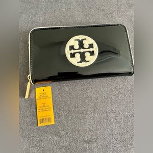 Tory Burch Patent Leather Zip Continental Wallet